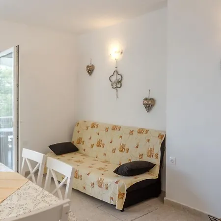 Apartment In Karbuni With Sea View, Balcony, Air Conditioning, Wifi 5078-3 *