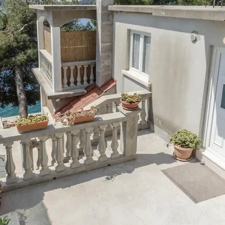 In Karbuni With Sea View, Balcony, Air Conditioning, Wifi 5078-3 Apartment Blato (Korcula)