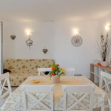In Karbuni With Sea View, Balcony, Air Conditioning, Wifi 5078-3